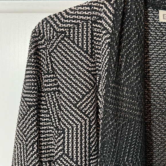 Dana Buchman, Women's L, waterfall front, black & cream knit jacket - Picture 6 of 12